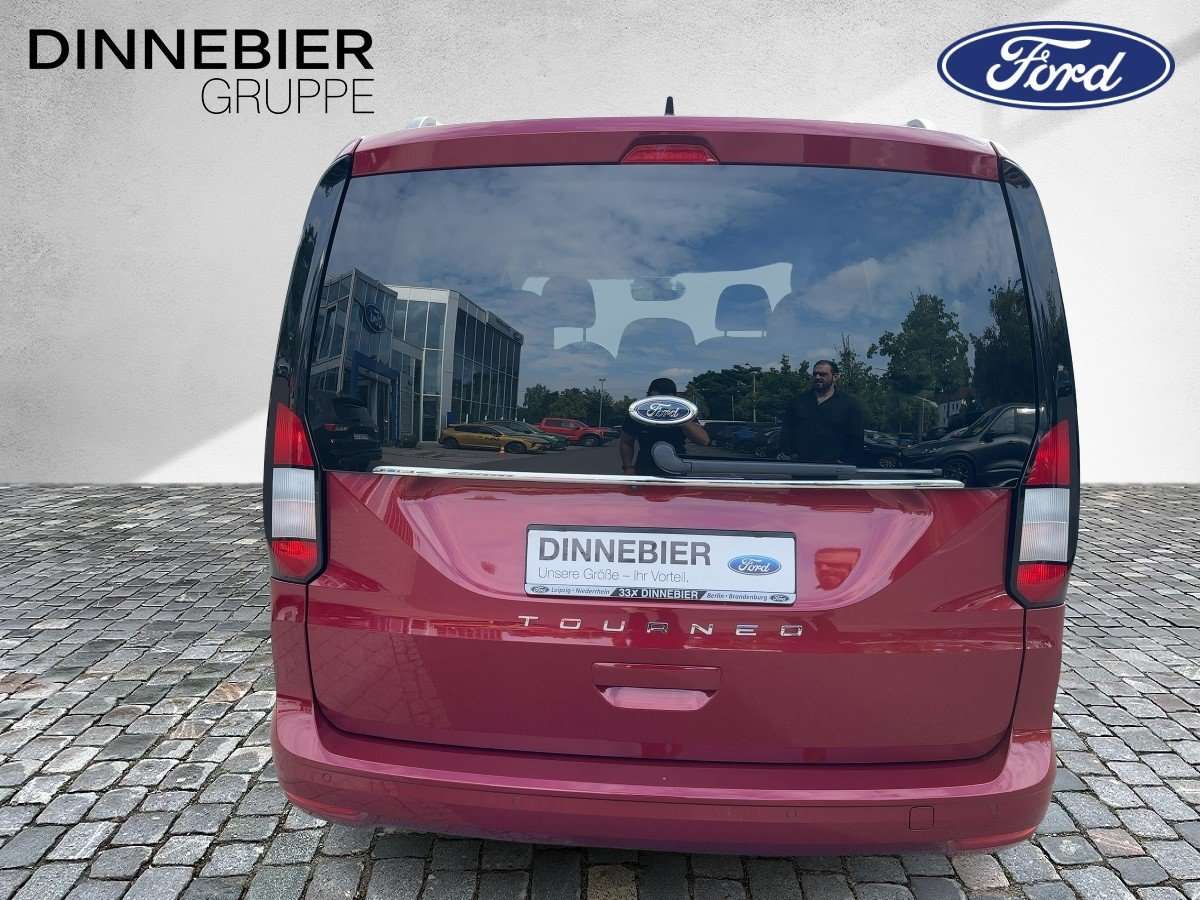 Fahrzeugbild eines Ford Tourneo Connect