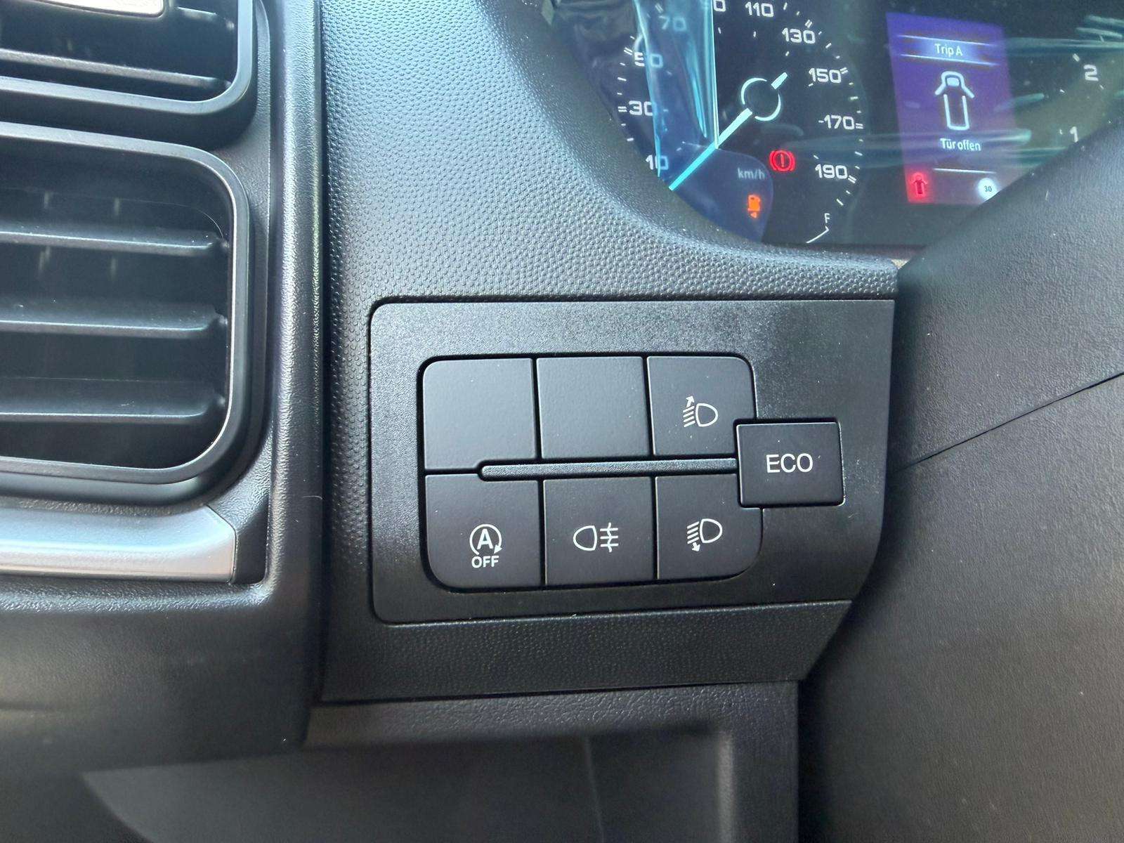 Fahrzeugbild eines Opel Movano