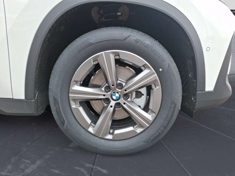 Fahrzeugbild eines BMW X1
