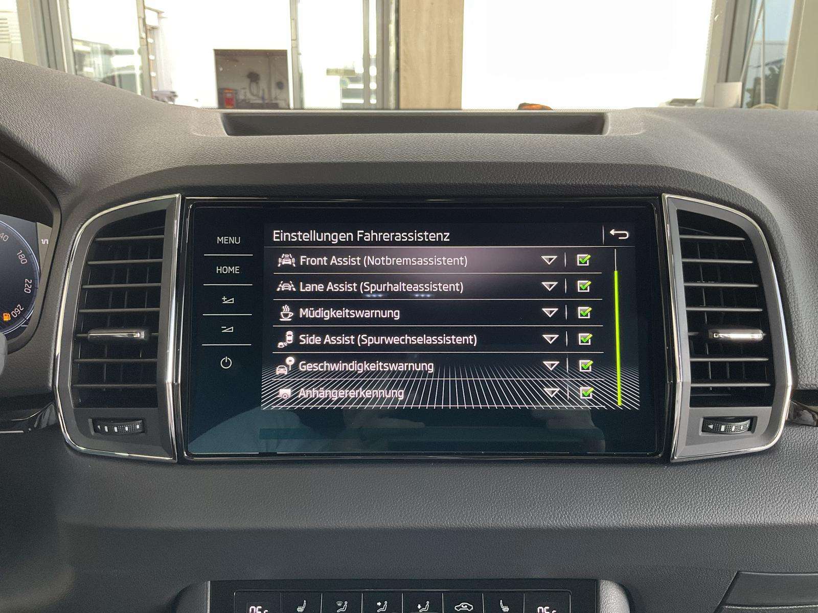 Fahrzeugbild eines Skoda Karoq