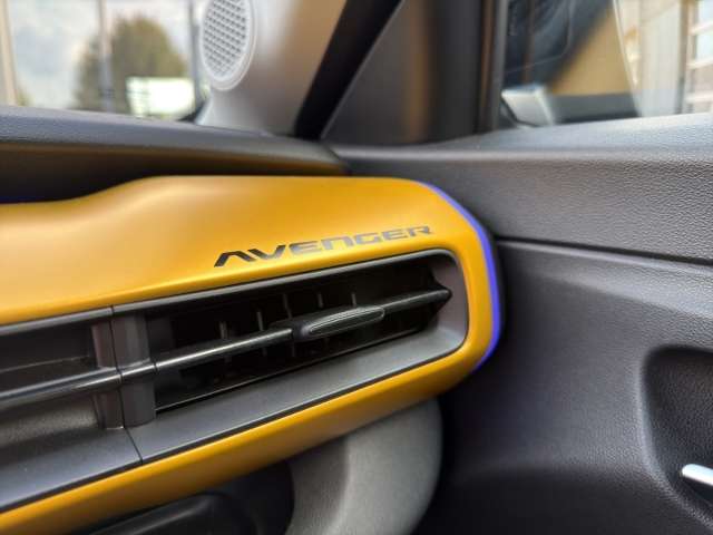 Fahrzeugbild eines Jeep Avenger