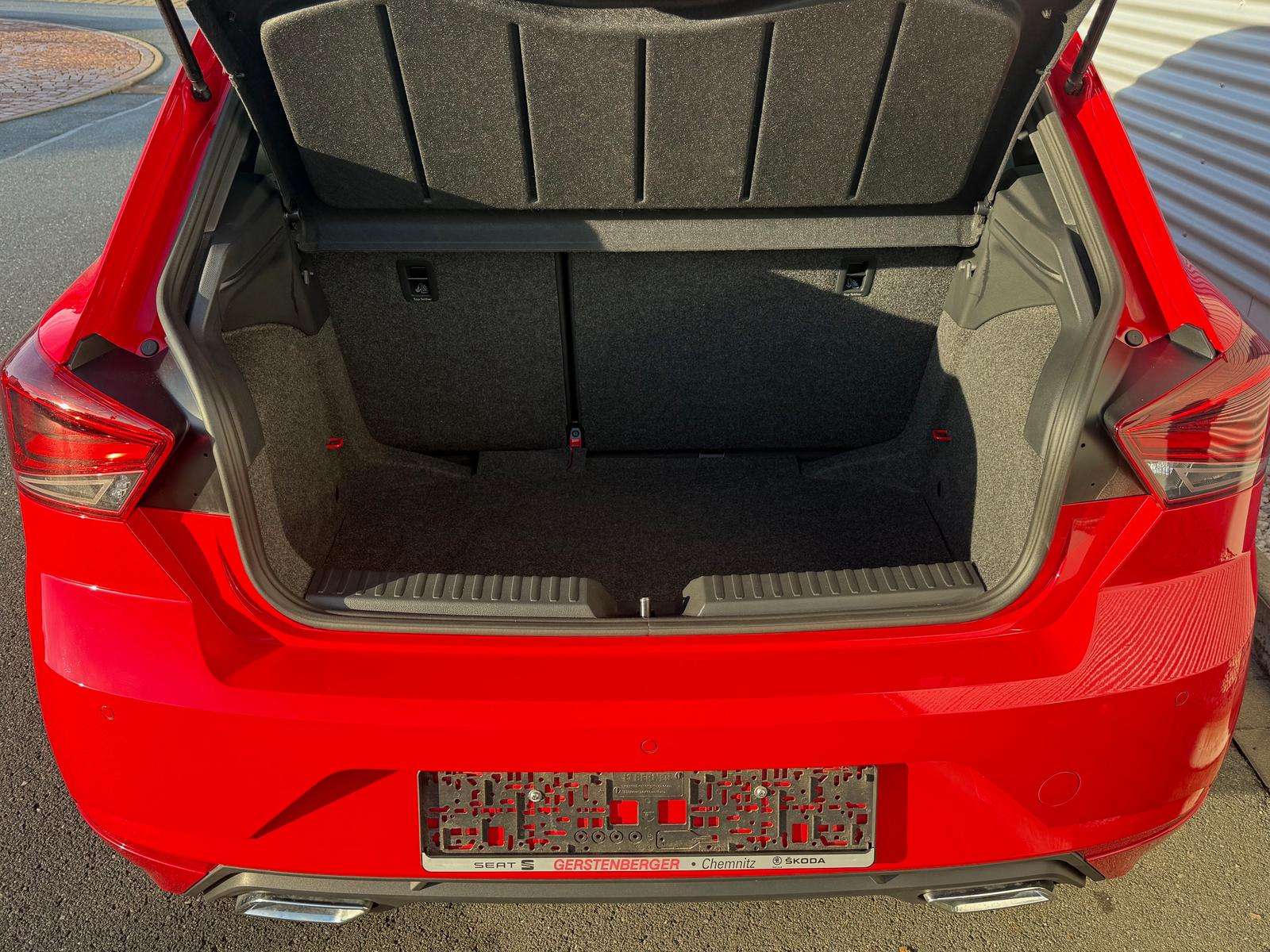 Fahrzeugbild eines SEAT Ibiza