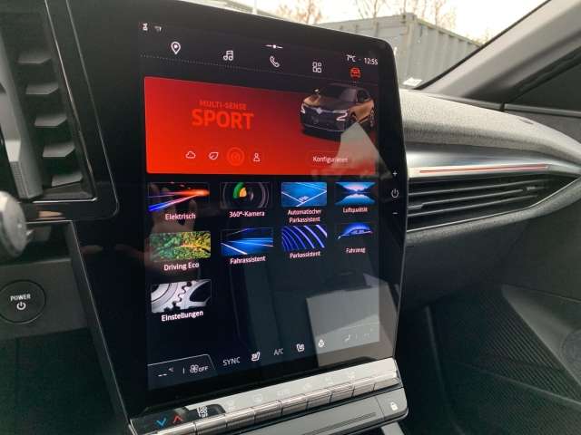 Fahrzeugbild eines Renault Megane E-TECH