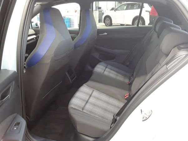 Fahrzeugbild eines Volkswagen Golf