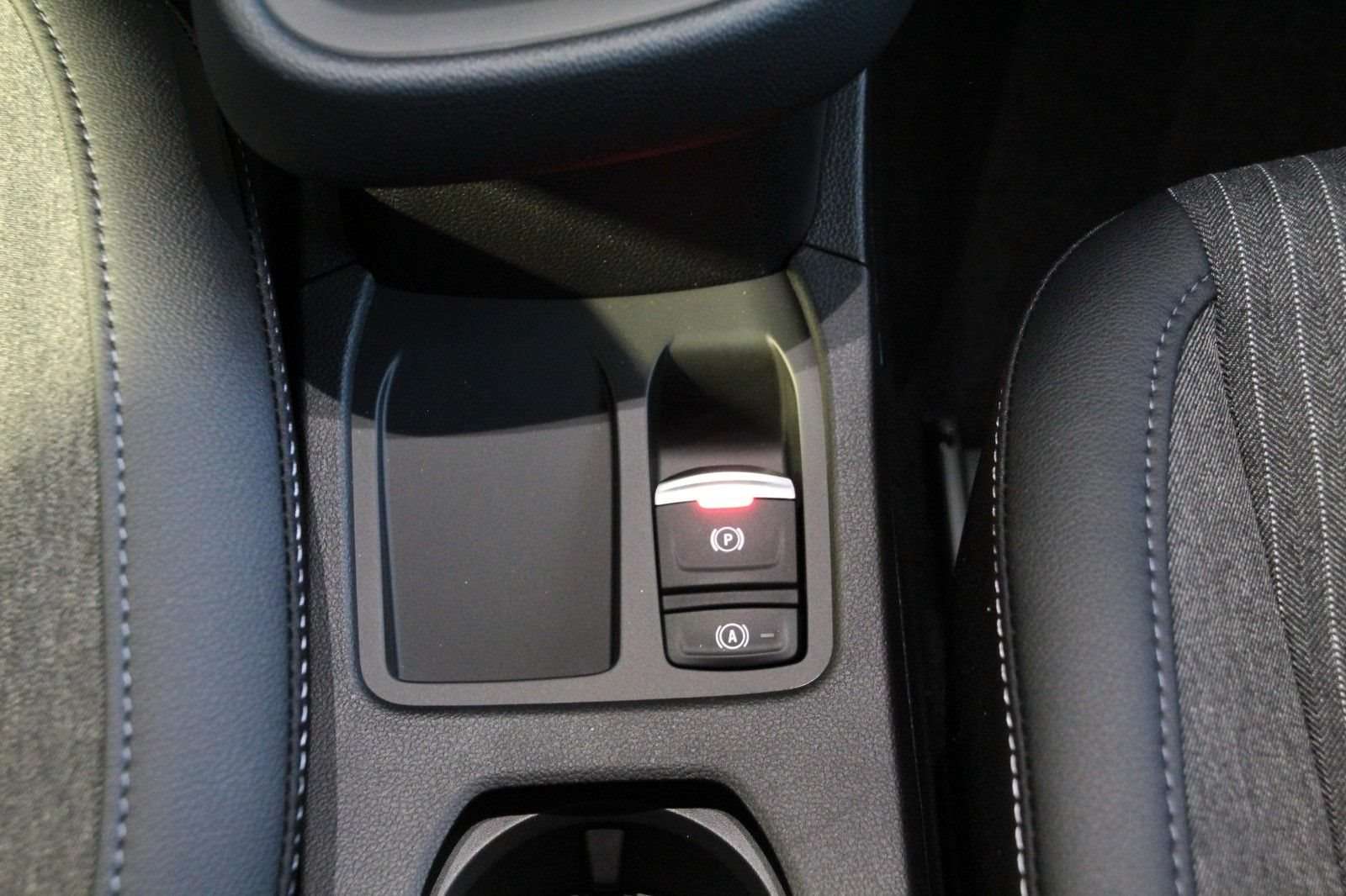 Fahrzeugbild eines Mitsubishi Colt