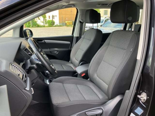 Fahrzeugbild eines Volkswagen Sharan