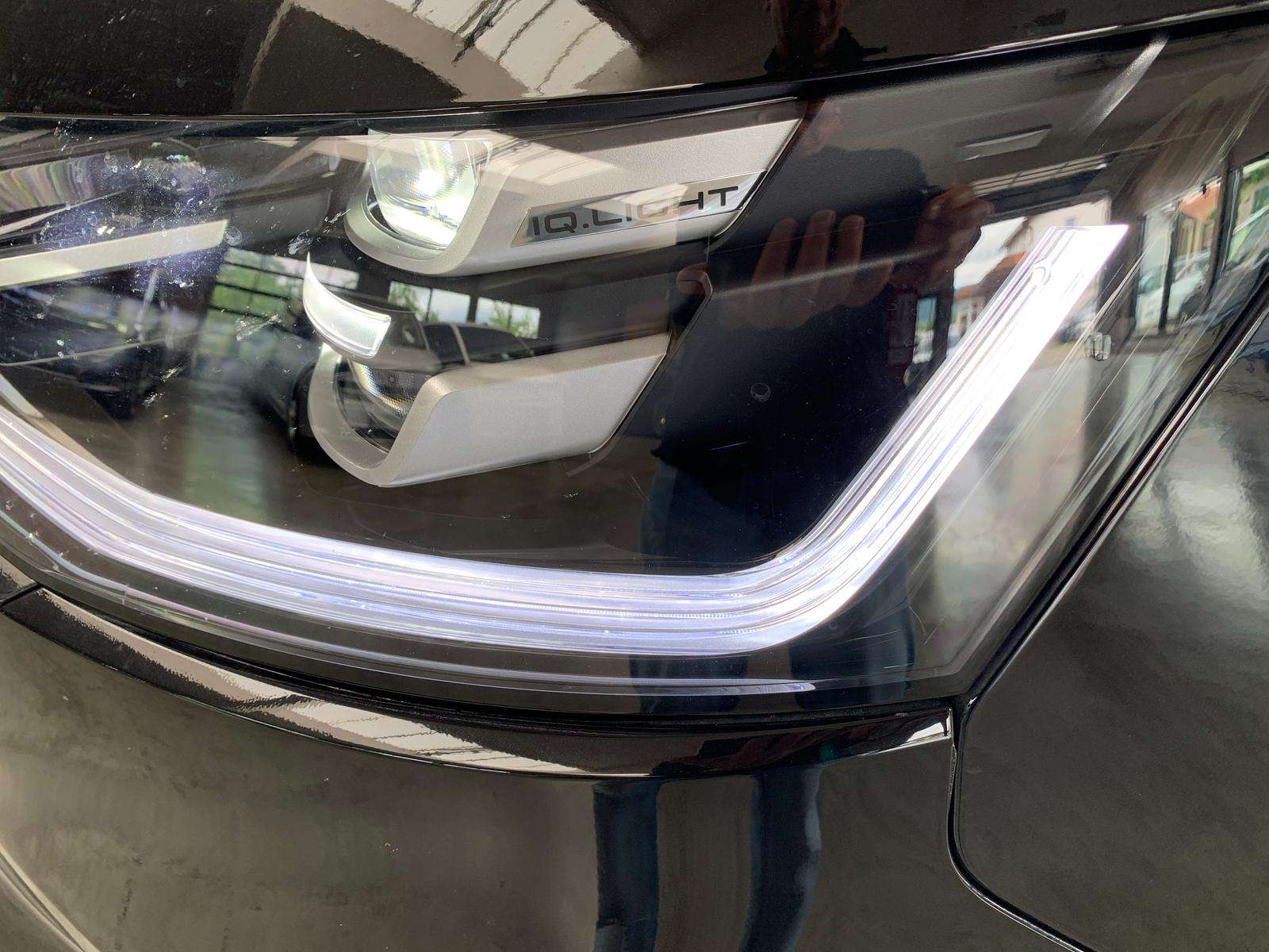 Fahrzeugbild eines Volkswagen Caravelle