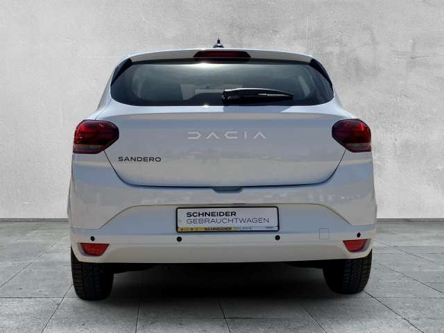 Fahrzeugbild eines Dacia Sandero