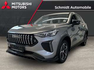 Schräge Frontansicht auf einen GWM Haval Jolion Pro , freigestellt