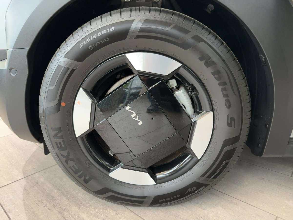 Fahrzeugbild eines Kia PV5 Passenger