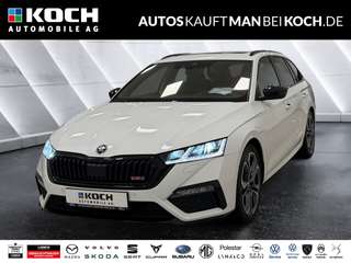 Schräge Frontansicht auf einen Skoda Octavia , freigestellt