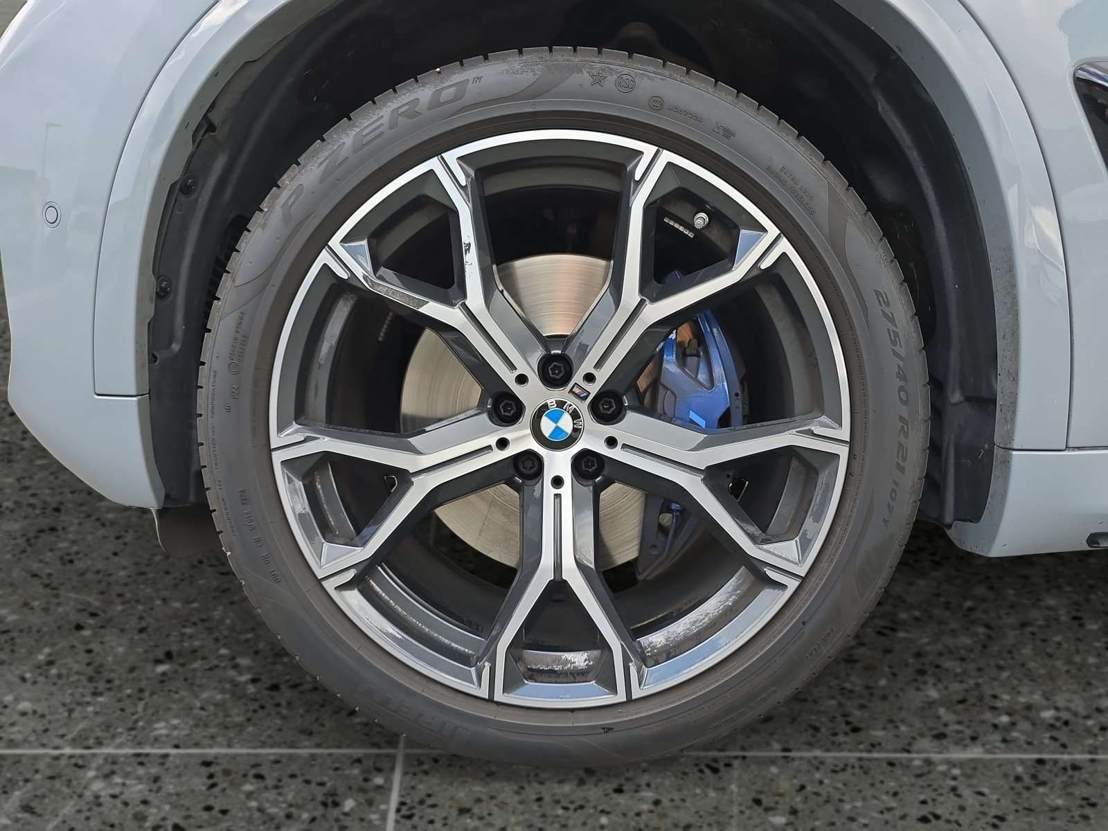 Fahrzeugbild eines BMW X5