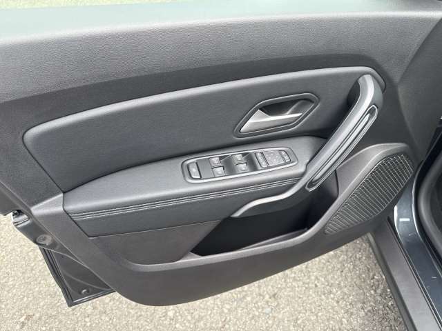 Fahrzeugbild eines Dacia Duster