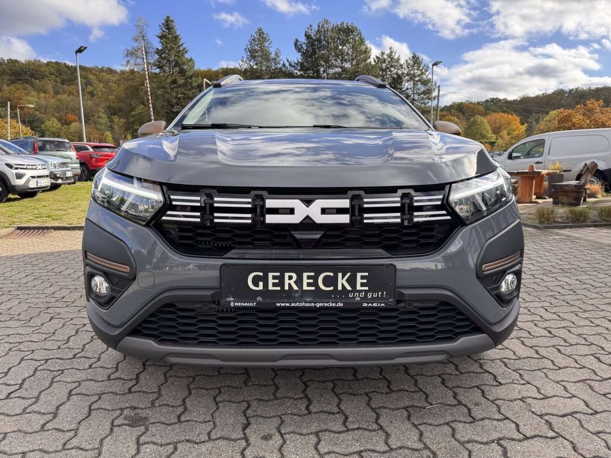 Fahrzeugbild eines Dacia Jogger