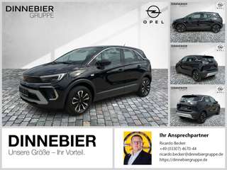 Schräge Frontansicht auf einen Opel Crossland X , freigestellt