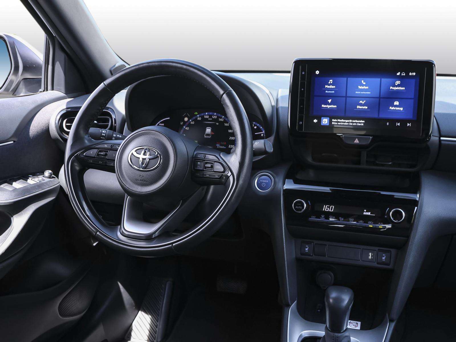 Fahrzeugbild eines Toyota Yaris Cross
