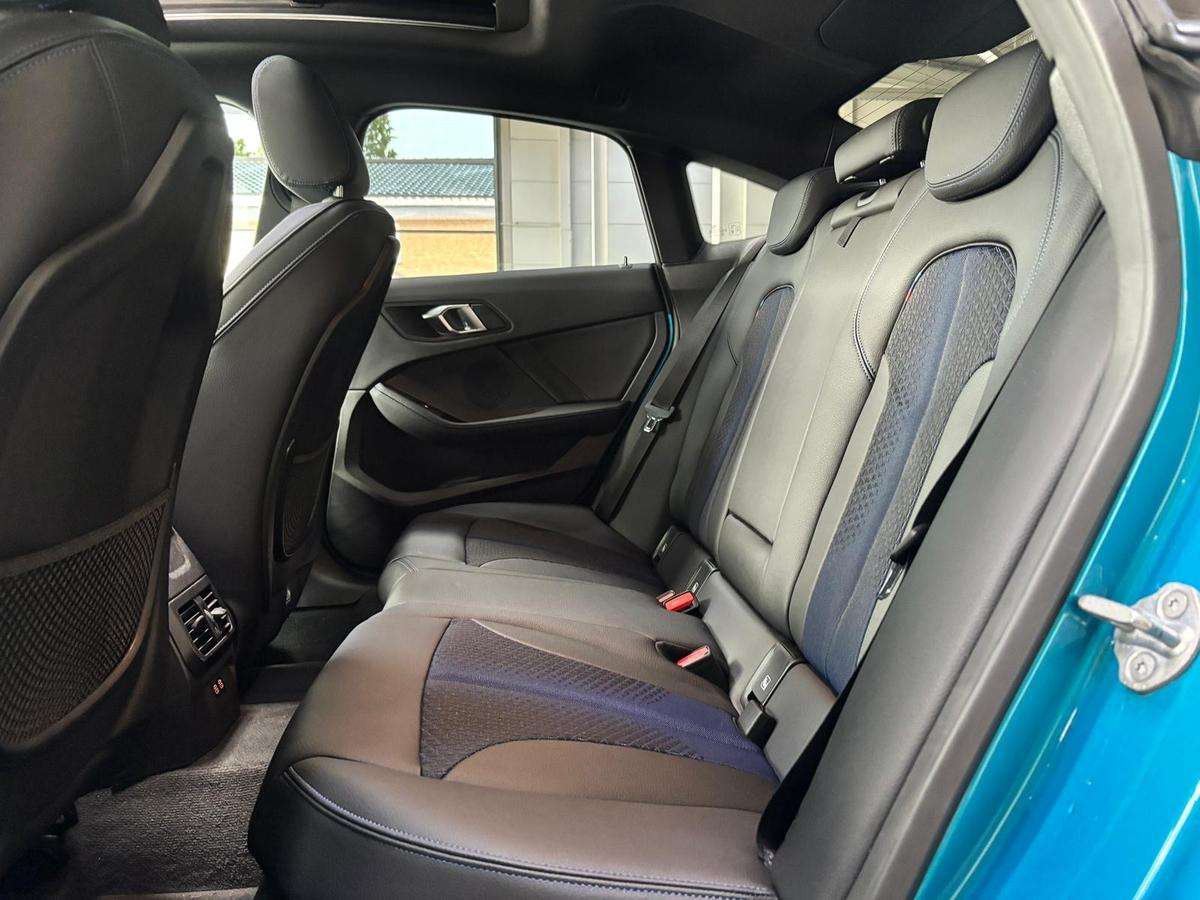 Fahrzeugbild eines BMW 2er-Reihe
