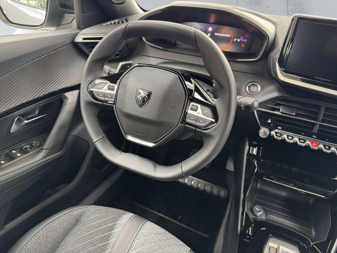 Fahrzeugbild eines Peugeot 2008