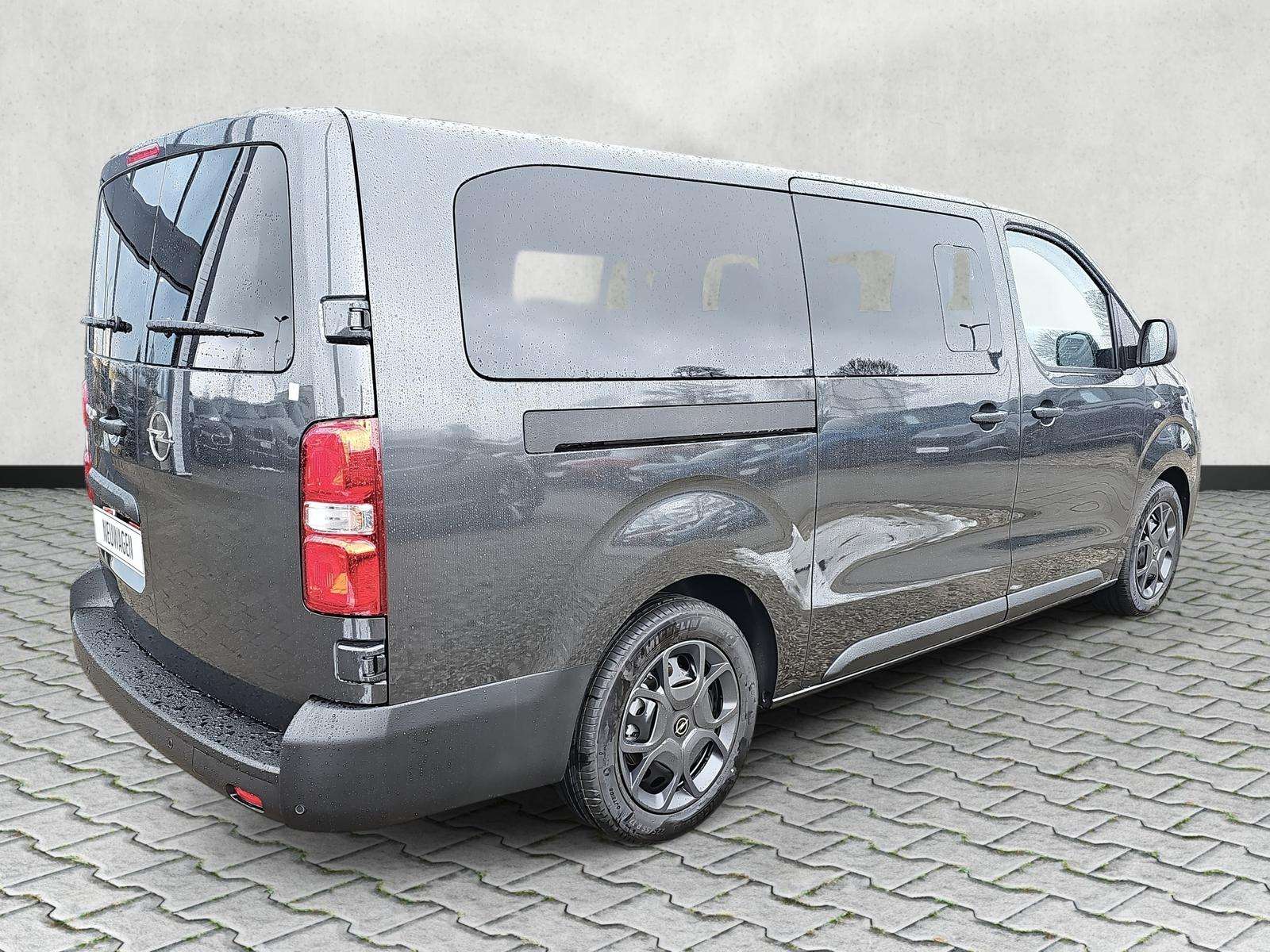 Fahrzeugbild eines Opel Vivaro