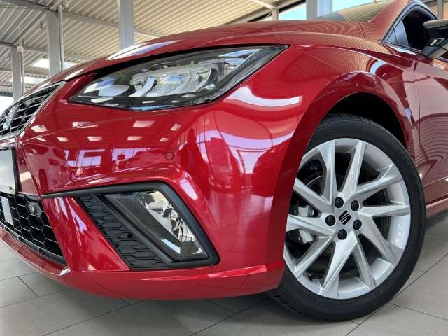Fahrzeugbild eines SEAT Ibiza