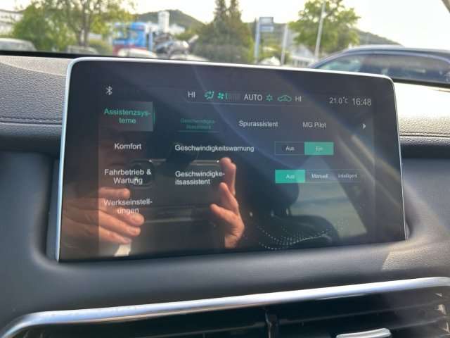 Fahrzeugbild eines MG EHS