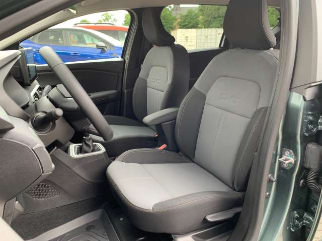 Fahrzeugbild eines Dacia Jogger
