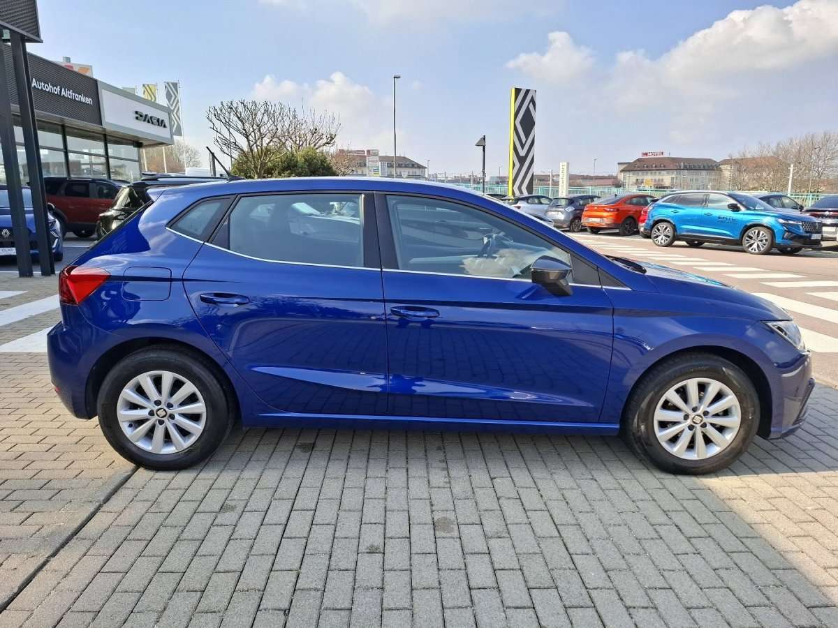 Fahrzeugbild eines SEAT Ibiza