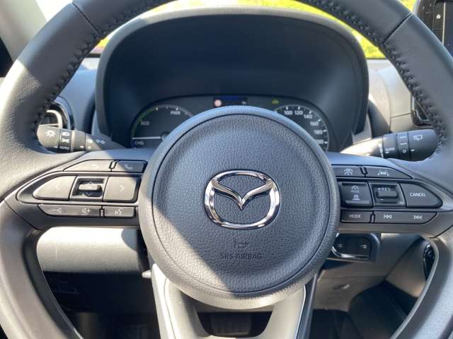 Fahrzeugbild eines Mazda Mazda2 Hybrid