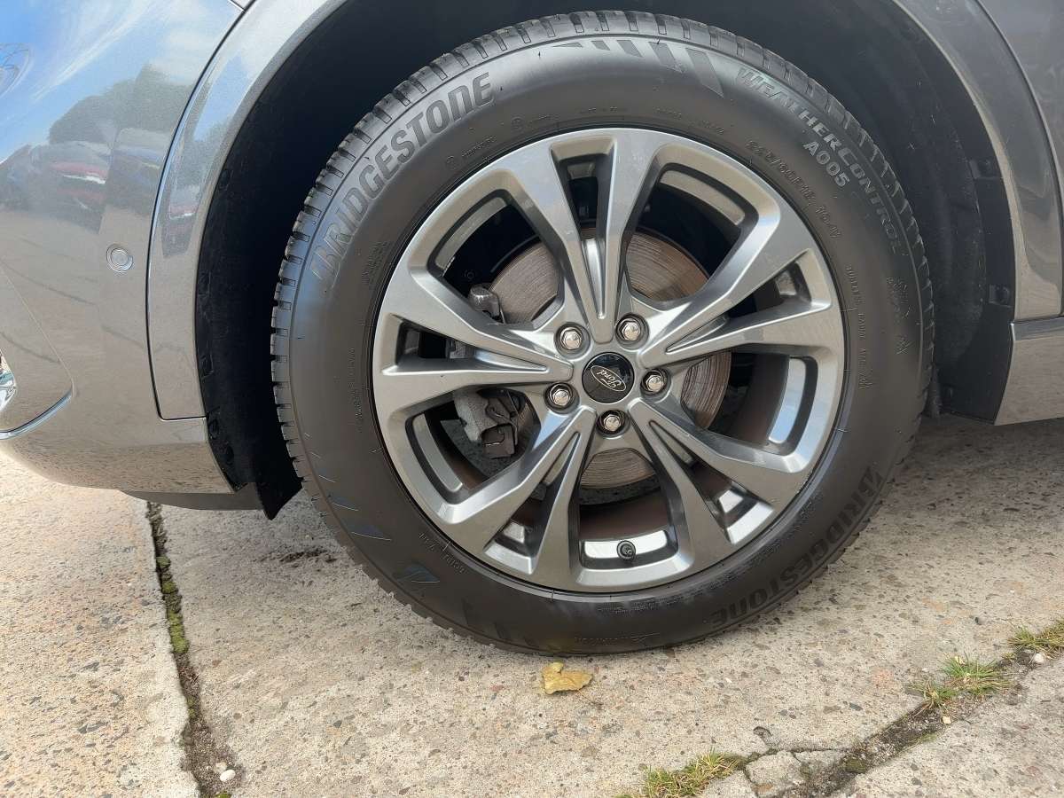 Fahrzeugbild eines Ford Kuga