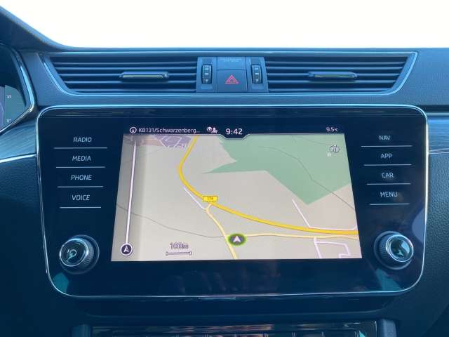 Fahrzeugbild eines Skoda Superb