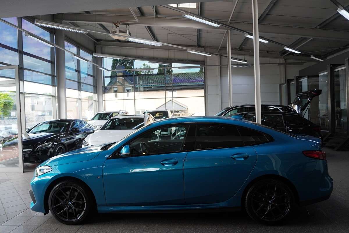 Fahrzeugbild eines BMW 2er-Reihe