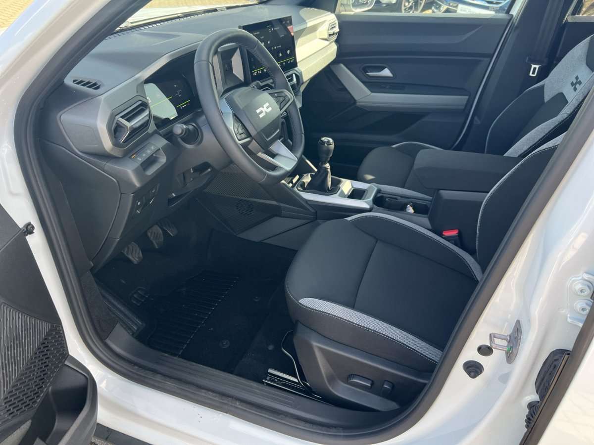 Fahrzeugbild eines Dacia Bigster