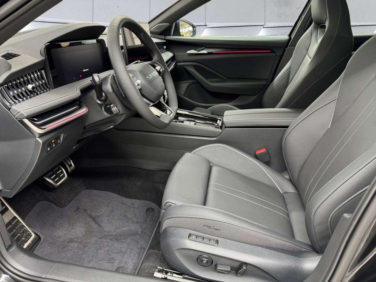 Fahrzeugbild eines Skoda Superb