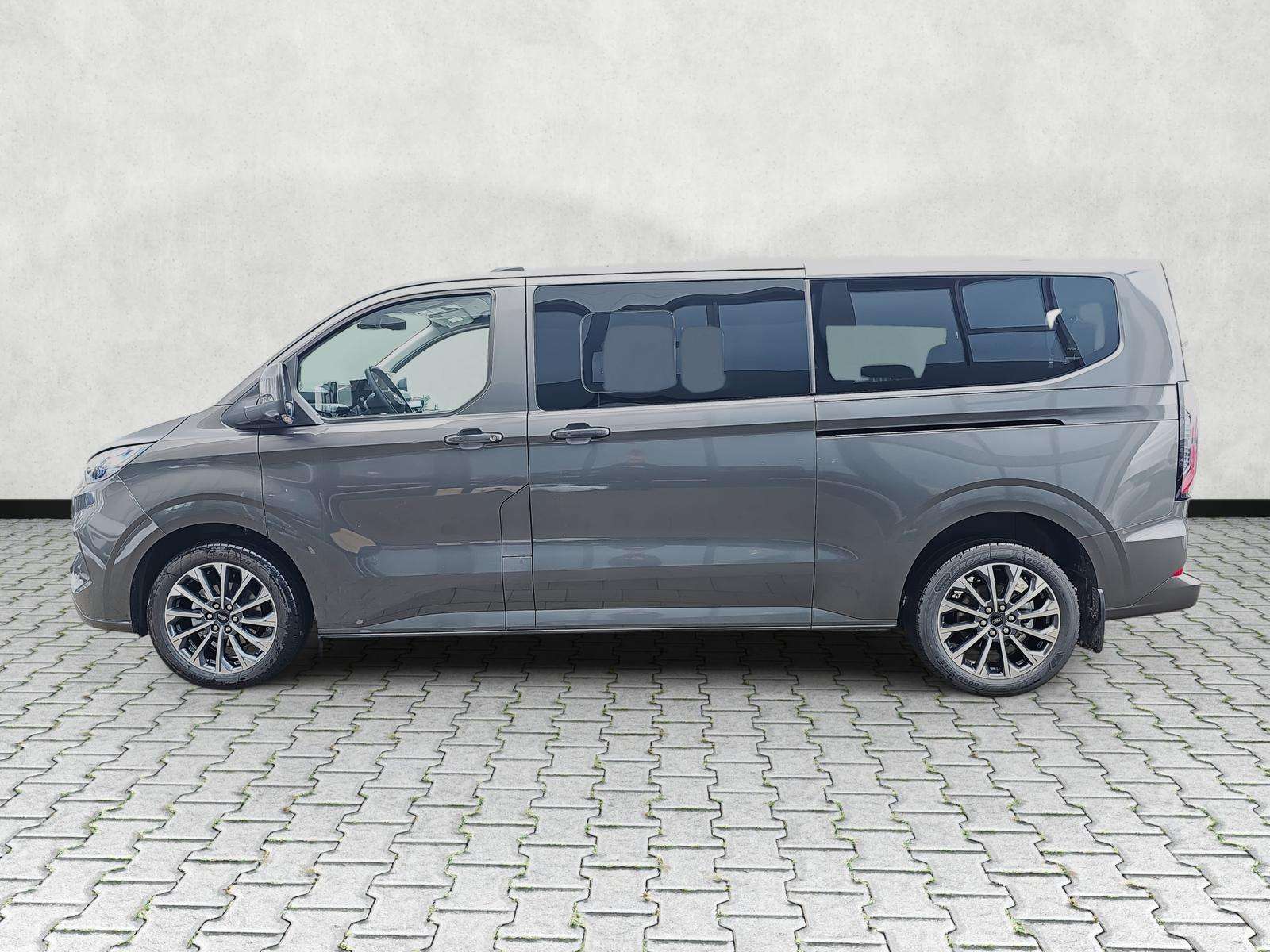 Fahrzeugbild eines Ford Tourneo Custom