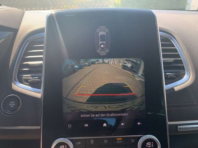 Fahrzeugbild eines Renault Espace