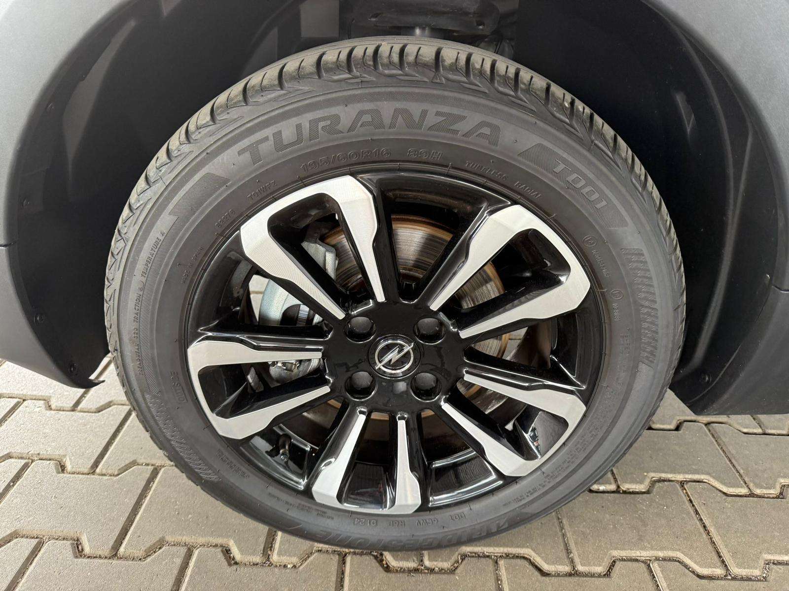 Fahrzeugbild eines Opel Crossland X