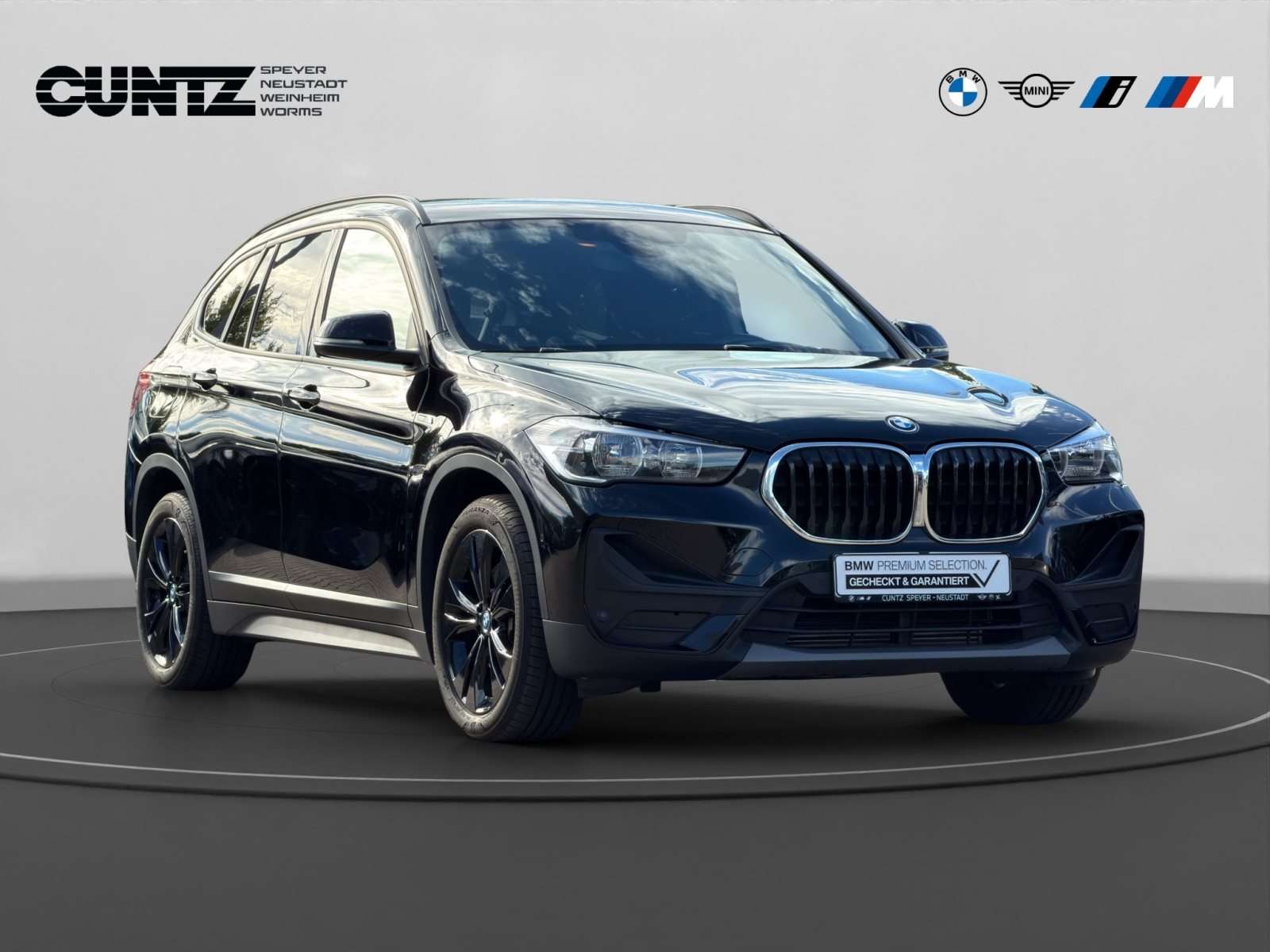 Fahrzeugbild eines BMW X1
