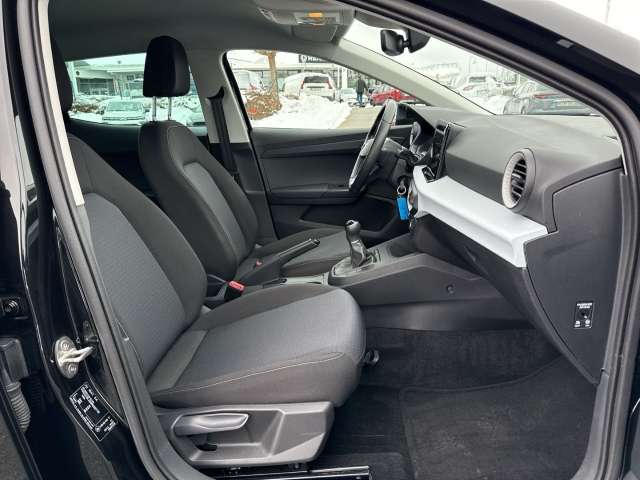 Fahrzeugbild eines SEAT Ibiza