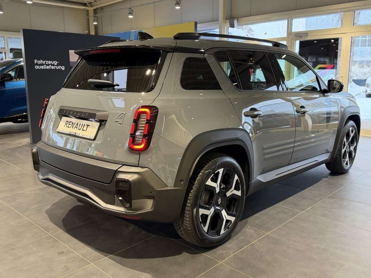 Fahrzeugbild eines Renault 4 E-TECH