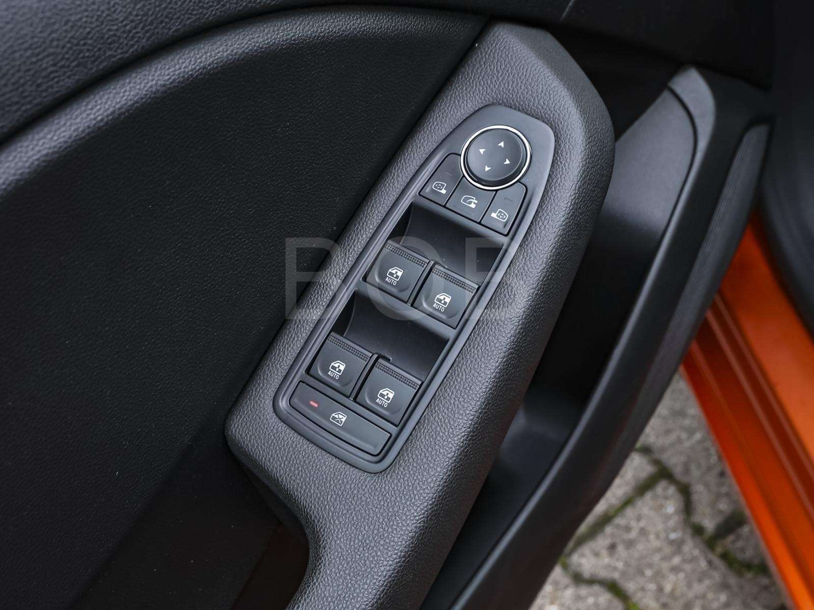 Fahrzeugbild eines Renault Clio