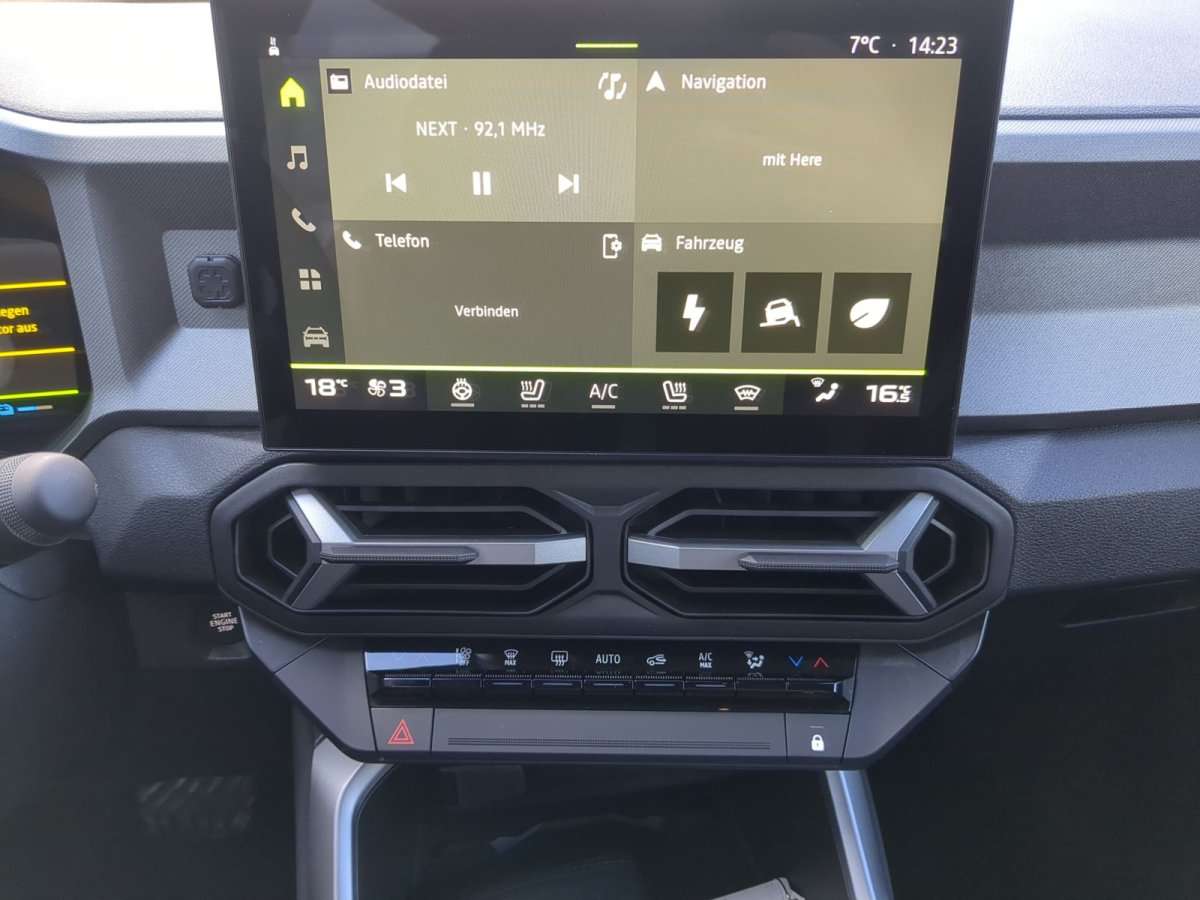 Fahrzeugbild eines Dacia Bigster