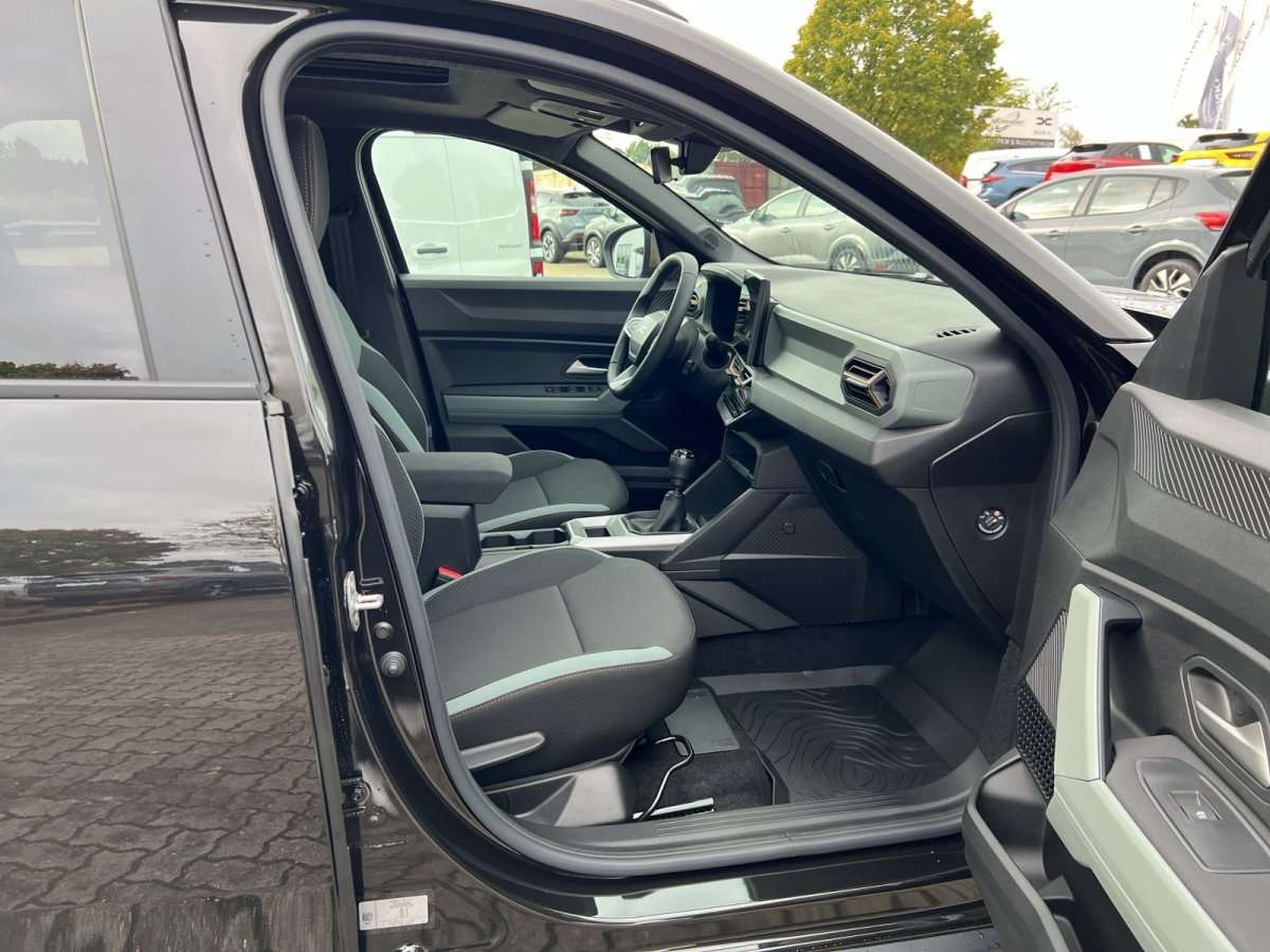 Fahrzeugbild eines Dacia Bigster
