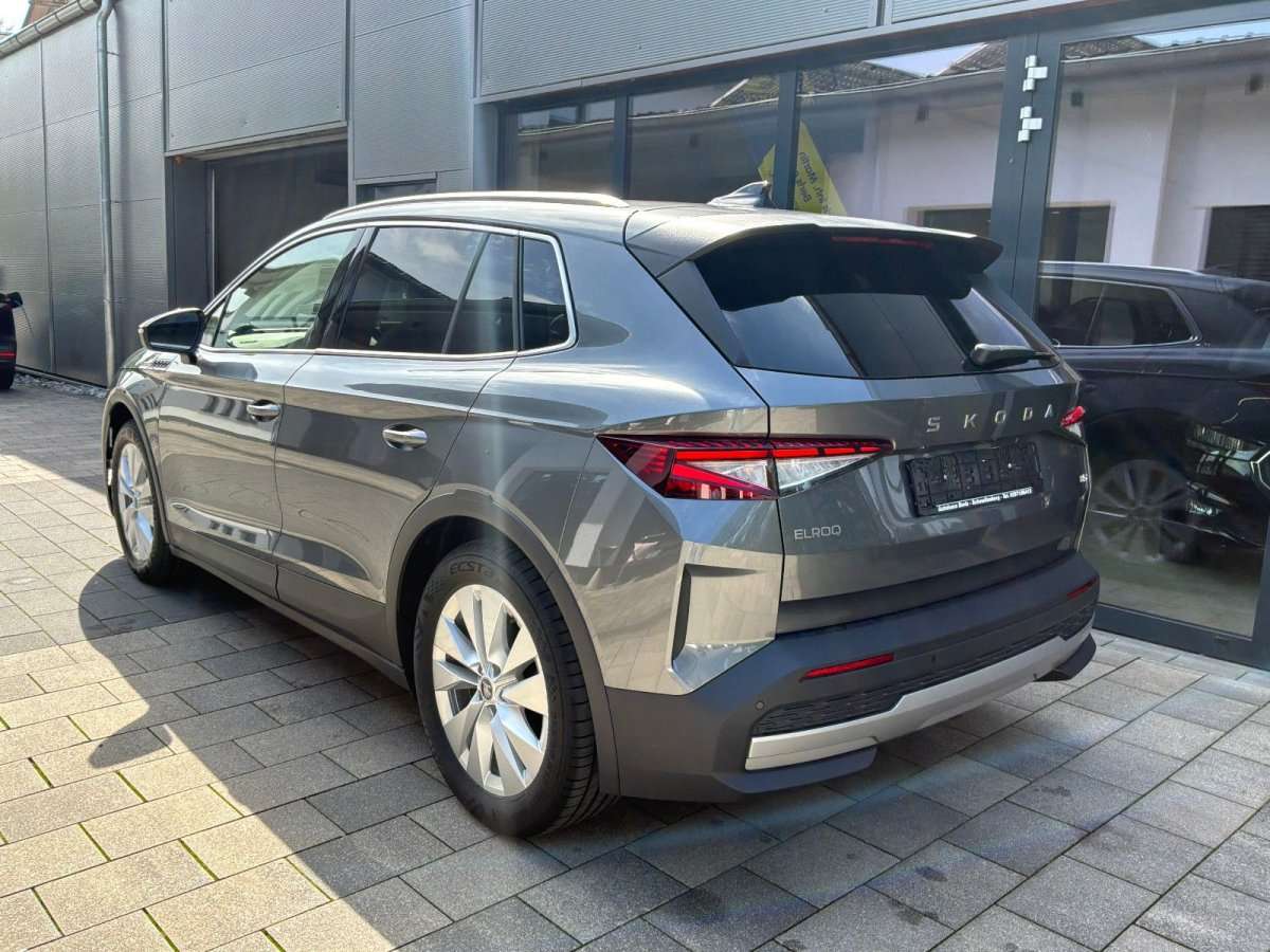 Fahrzeugbild eines Skoda ELROQ