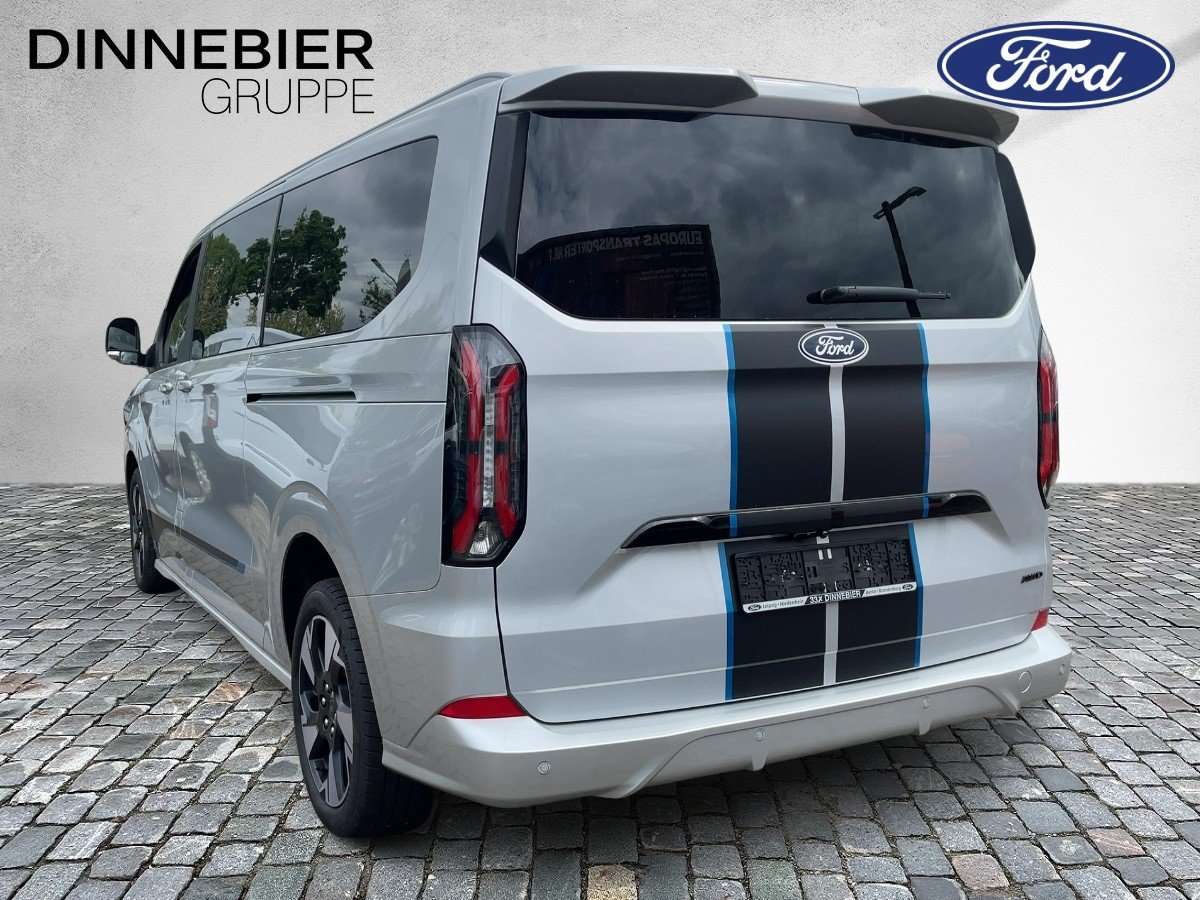 Fahrzeugbild eines Ford Tourneo Custom
