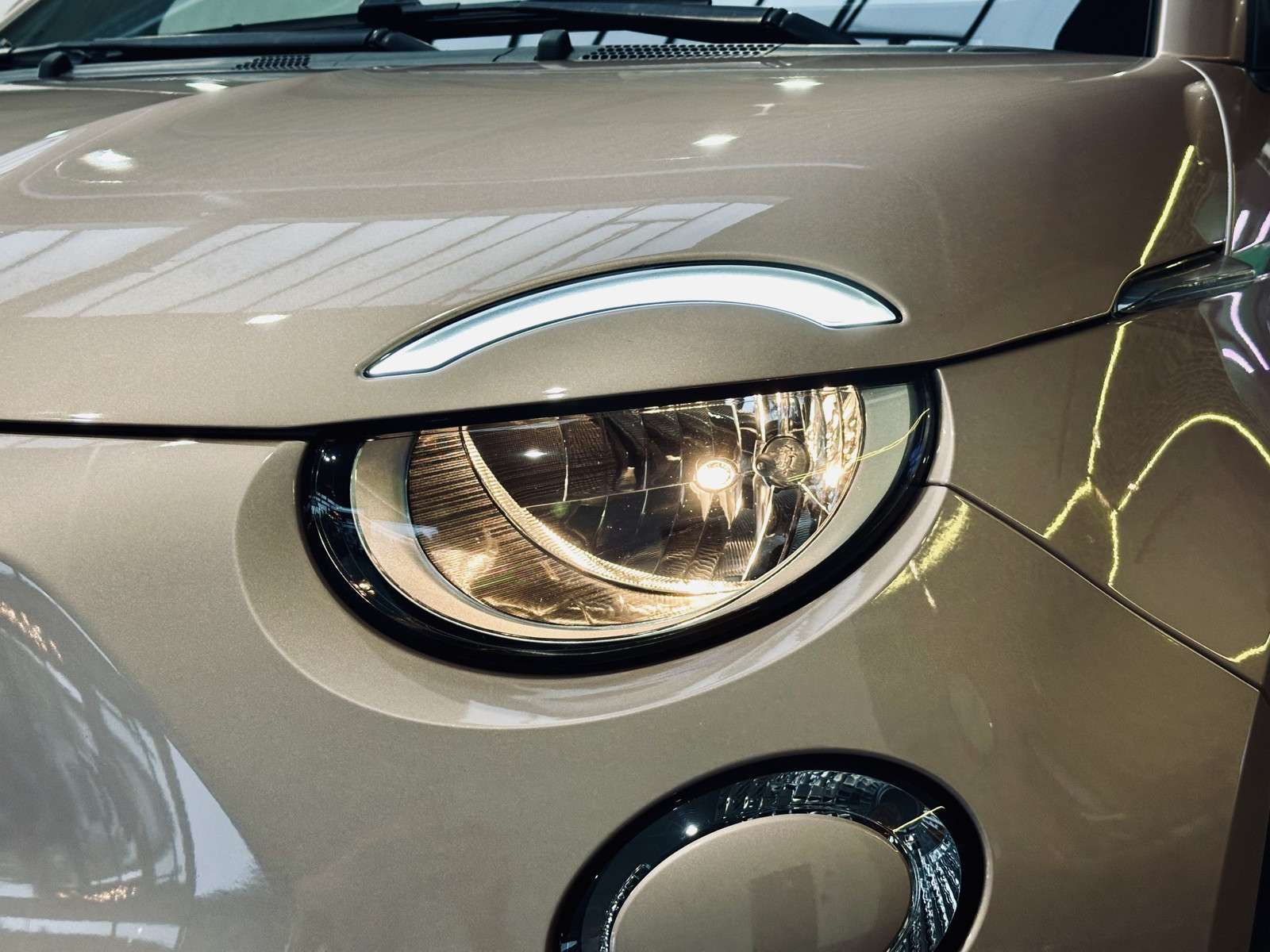 Fahrzeugbild eines Fiat 500