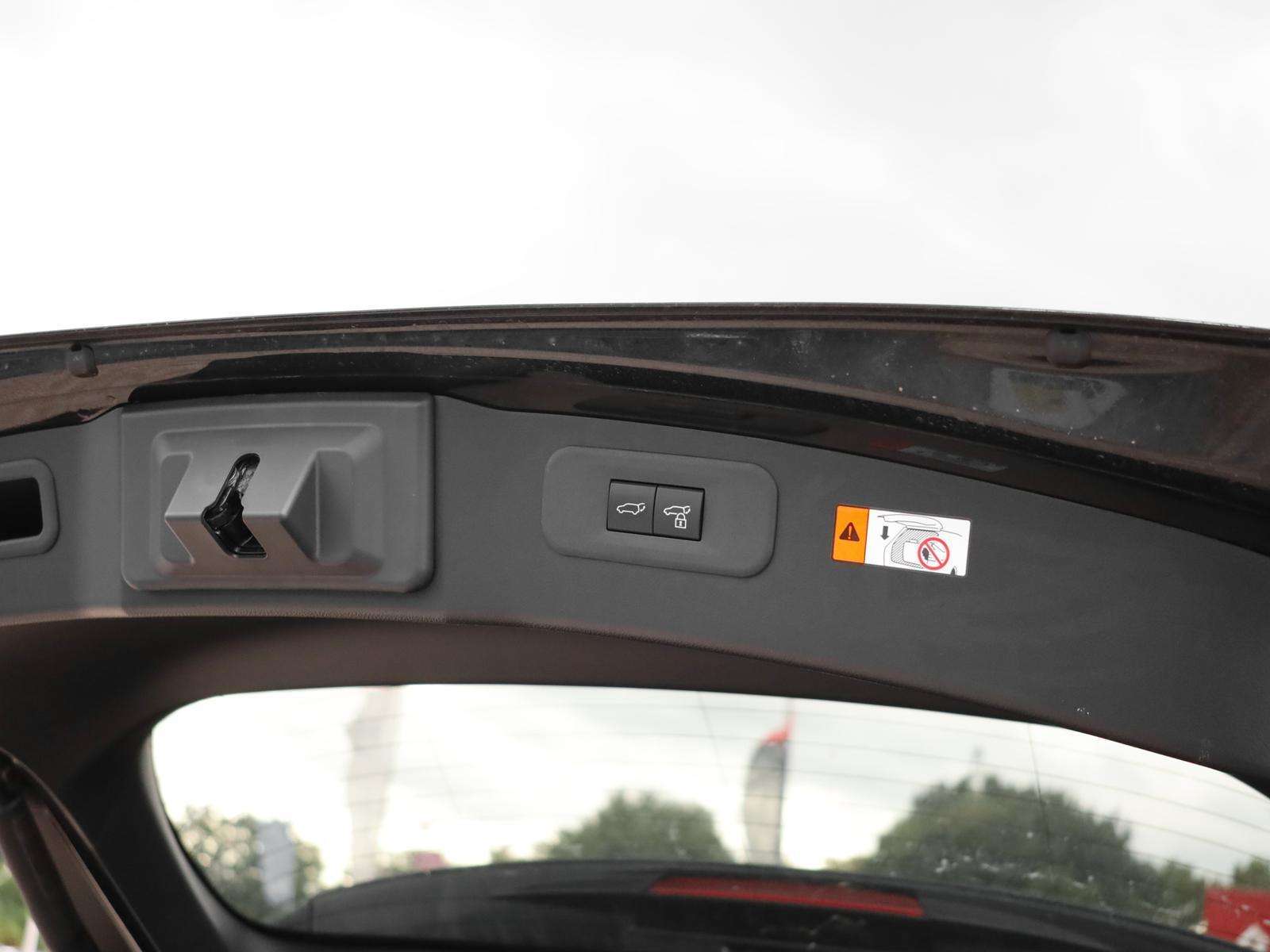 Fahrzeugbild eines Lexus NX