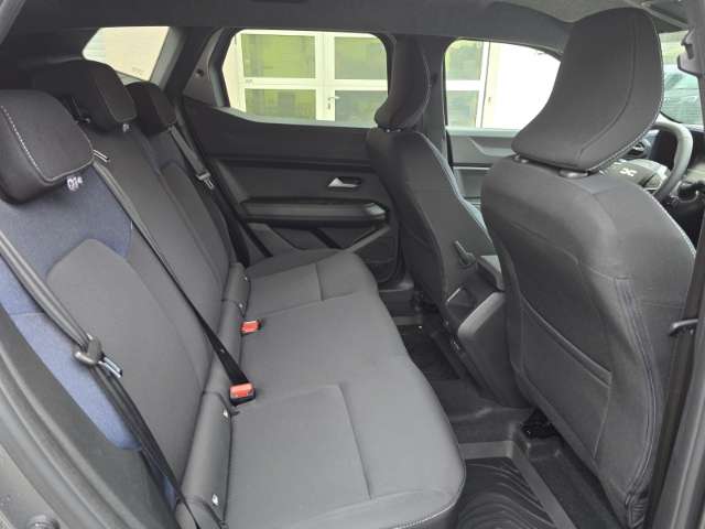 Fahrzeugbild eines Dacia Duster