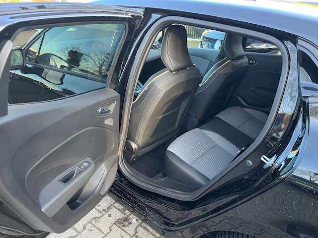 Fahrzeugbild eines Renault Clio