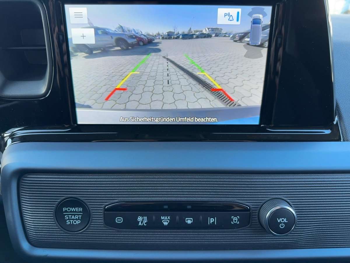 Fahrzeugbild eines Ford Transit Courier