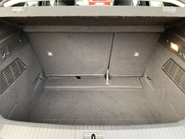 Fahrzeugbild eines Renault Megane E-TECH